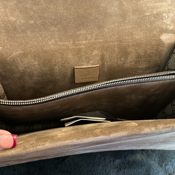 Gucci large handbag brown with suede worn twice - Picture 9 of 10